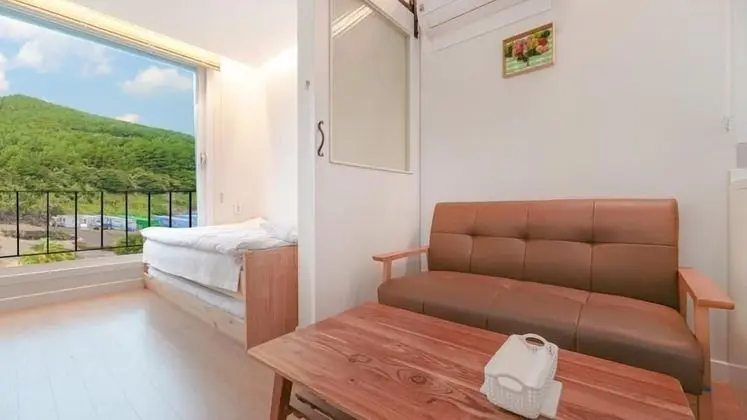 Basic Oda, 1 Yatak Odası (Oreum View 301(2bakisangyeyakganeung))