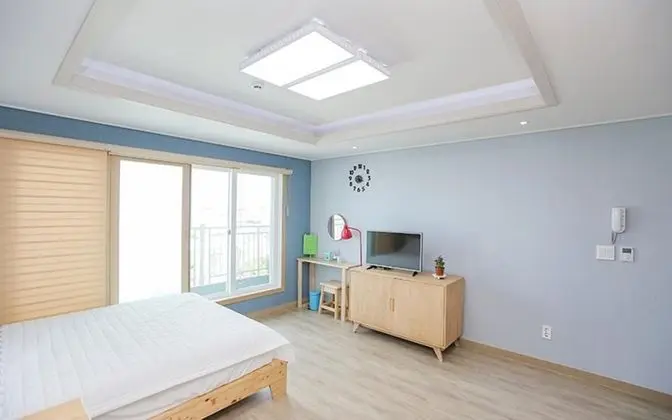 Oda (Room 201 (Ocean View))