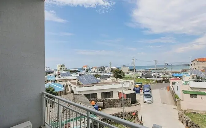 Oda (Room 201 (Ocean View))