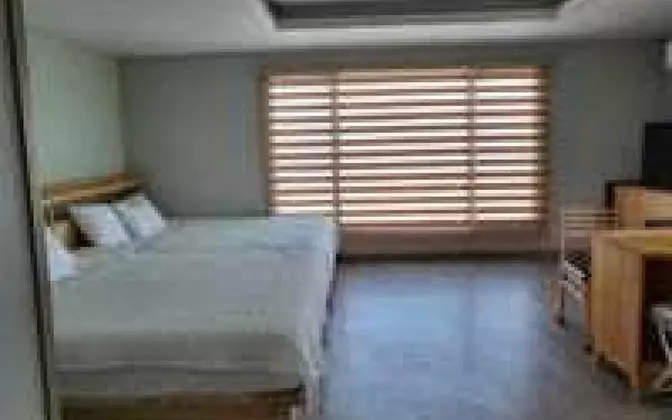 Oda (Room 202 (Ocean View))
