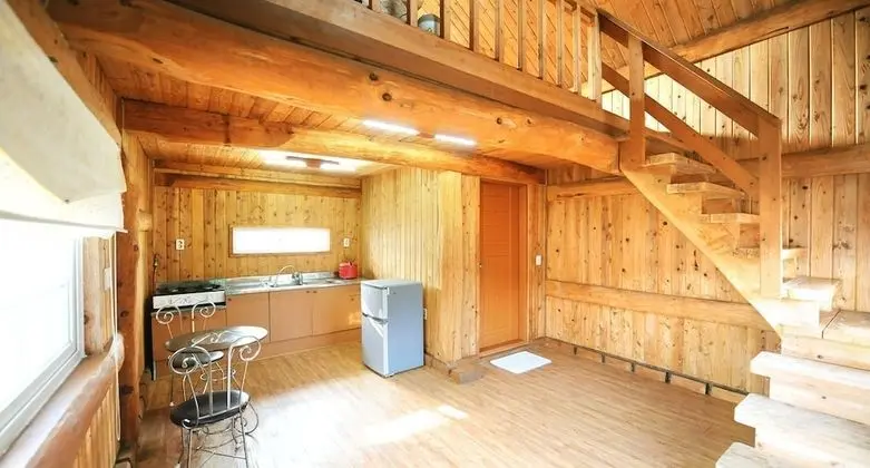 Tek Büyük Yataklı Oda (Wood House 10 PY)