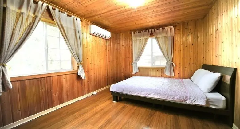 Tek Büyük Yataklı Oda (Wood House 20PY)