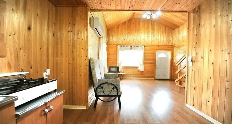 Tek Büyük Yataklı Oda (Wood House 20PY)