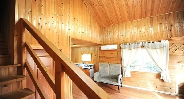 Tek Büyük Yataklı Oda (Wood House 20PY)