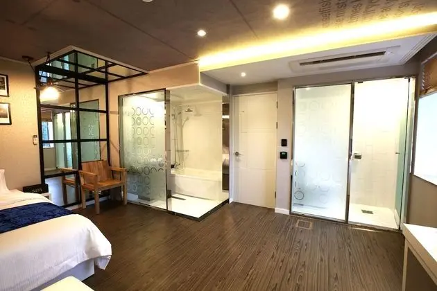 Luxury İki Ayrı Yataklı Oda