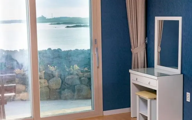 Oda (Ondol Room (Ocean View) -1)