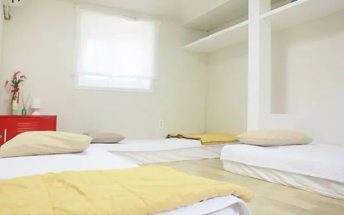 Oda (3 Guests Room)