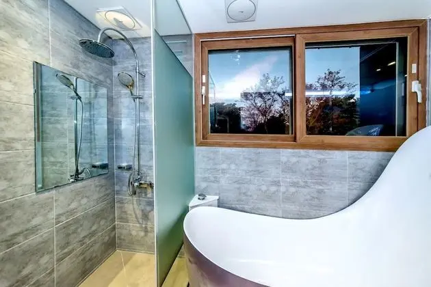 Oda (Deluxe Room)