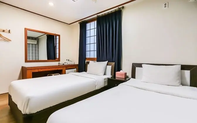 Oda (Twin Room)