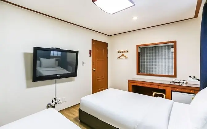 Oda (Twin Room)