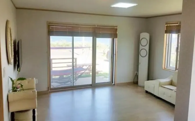 Oda (Group room)