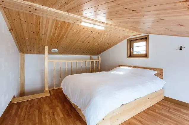 23 PY Room