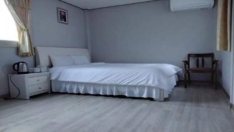Basic Oda, 1 Yatak Odası (Kwin Seutyudio)