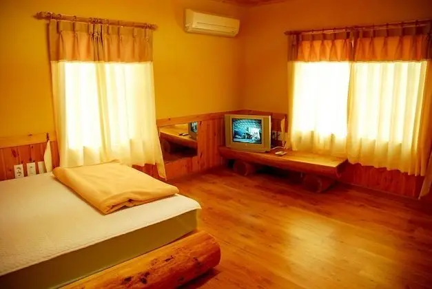 Oda, 2 Yatak Odası (40PY)