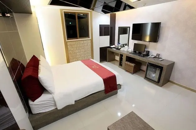 Oda (Standard room (Netflix Available))
