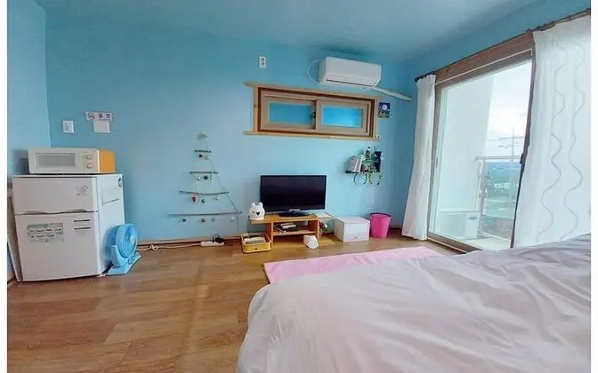 Oda (Blue Room)