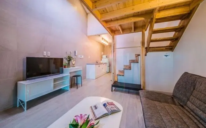 Oda (Suite 106 (MIN 2 Night))