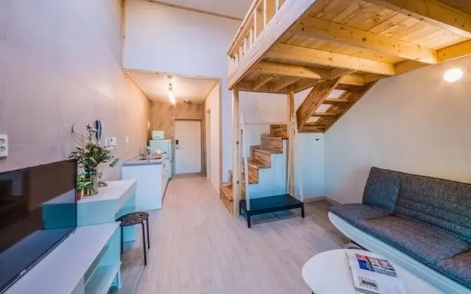 Oda (Suite 106 (MIN 2 Night))