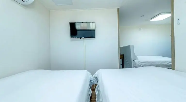 Deluxe Üç Kişilik Oda