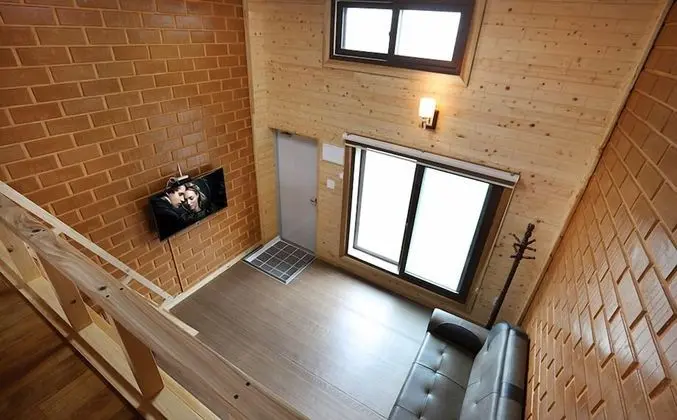 Traditional Dubleks (Cypress and Red Clay Room)