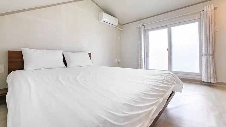 Basic Oda, 1 Yatak Odası (Couple room (Random / Ocean View))