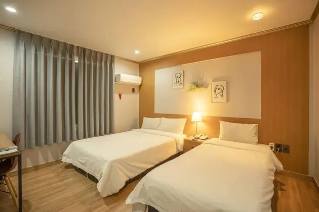 Deluxe İki Ayrı Yataklı Oda