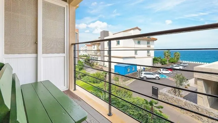 Basic Oda, 1 Yatak Odası (Couple room (Ocean view/Random))