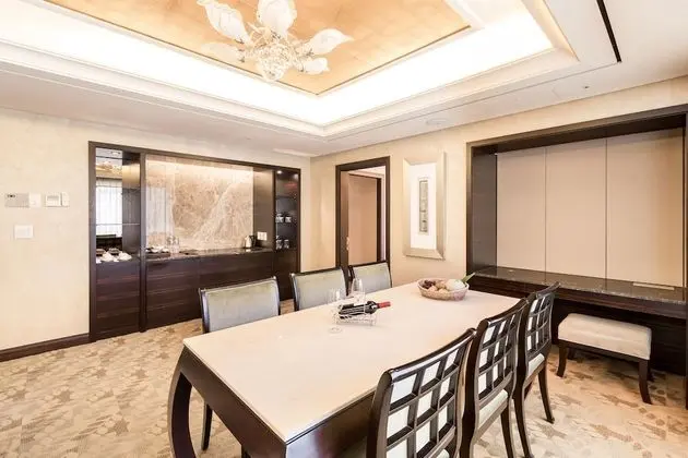 Royal Suite (2 bed rooms)
