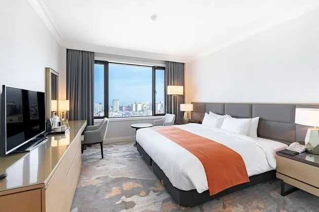 Standard King Room
