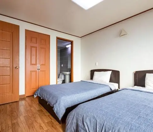Deluxe Room, 2 Bedrooms (Cooking Room/ If bed type limited, ondol type assigned(4 single futon sets)
