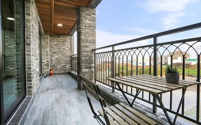 Oda (202 Family Room (Ocean View Bed Room))