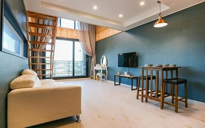 Oda (Room 301 Duplex (Ocean View Bed Room))