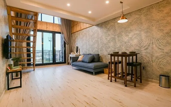 Oda (Room 302 Duplex (Ocean View Bed Room))