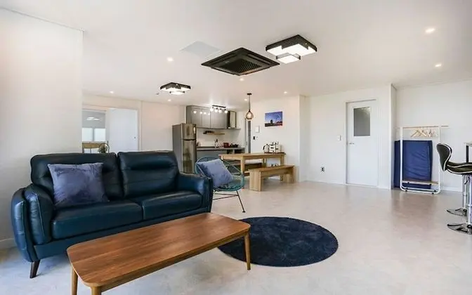 Oda (202 Ocean View)