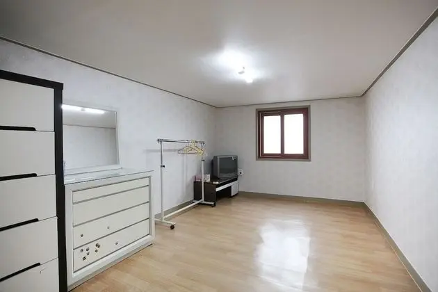 Oda (Pension Room for 6 People)