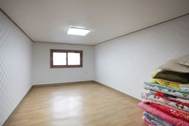 Oda (Pension Room for 6 People)
