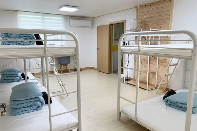 Ortak Ranzalı Oda, Sadece erkekler için