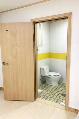 Ortak Ranzalı Oda, Sadece erkekler için