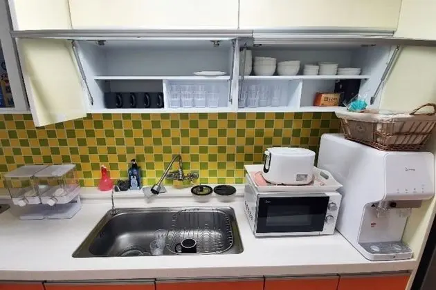 Ortak Ranzalı Oda, Sadece kadınlar için