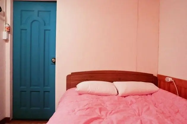 Tek Kişilik Oda (Max 2 People, Same-gender Stay Only)