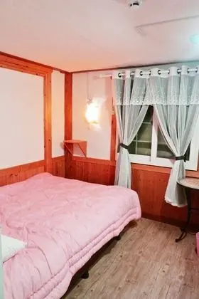Tek Kişilik Oda (Max 2 People, Same-gender Stay Only)