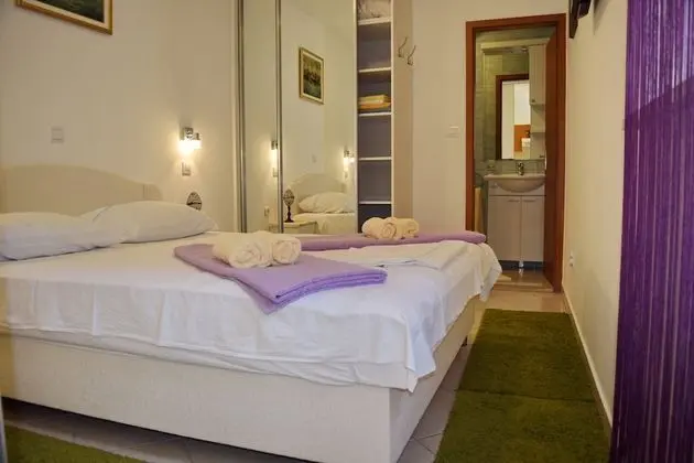 Studio Apartment with Ensuite For 2