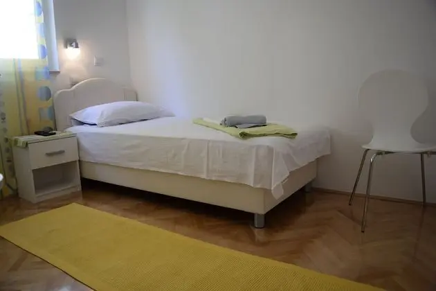 Tek Kişilik Oda (with Shared Kitchen)