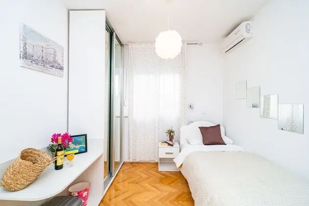 Tek Kişilik Oda (with Shared Kitchen)
