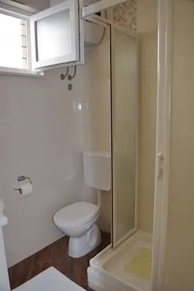 Tek Kişilik Oda (with Shared Kitchen)