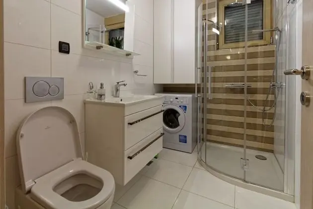Apart Daire, 2 Yatak Odası, Balkon
