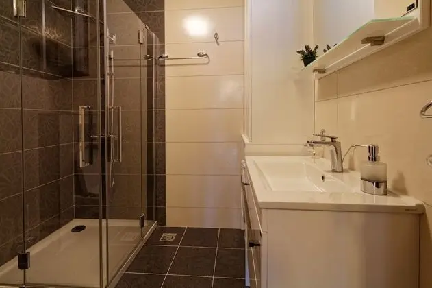 Apart Daire, 2 Yatak Odası, Deniz Manzaralı
