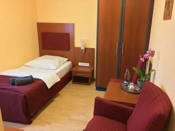 Tek Kişilik Oda