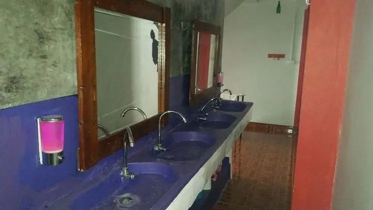 4 Bed Deluxe A/C Dorm