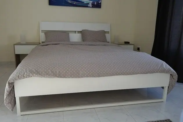 Basic Tek Büyük Yataklı Oda